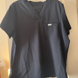 Figs Black Scrub Top